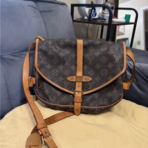 Louis Vuitton Monogram Messenger Bag